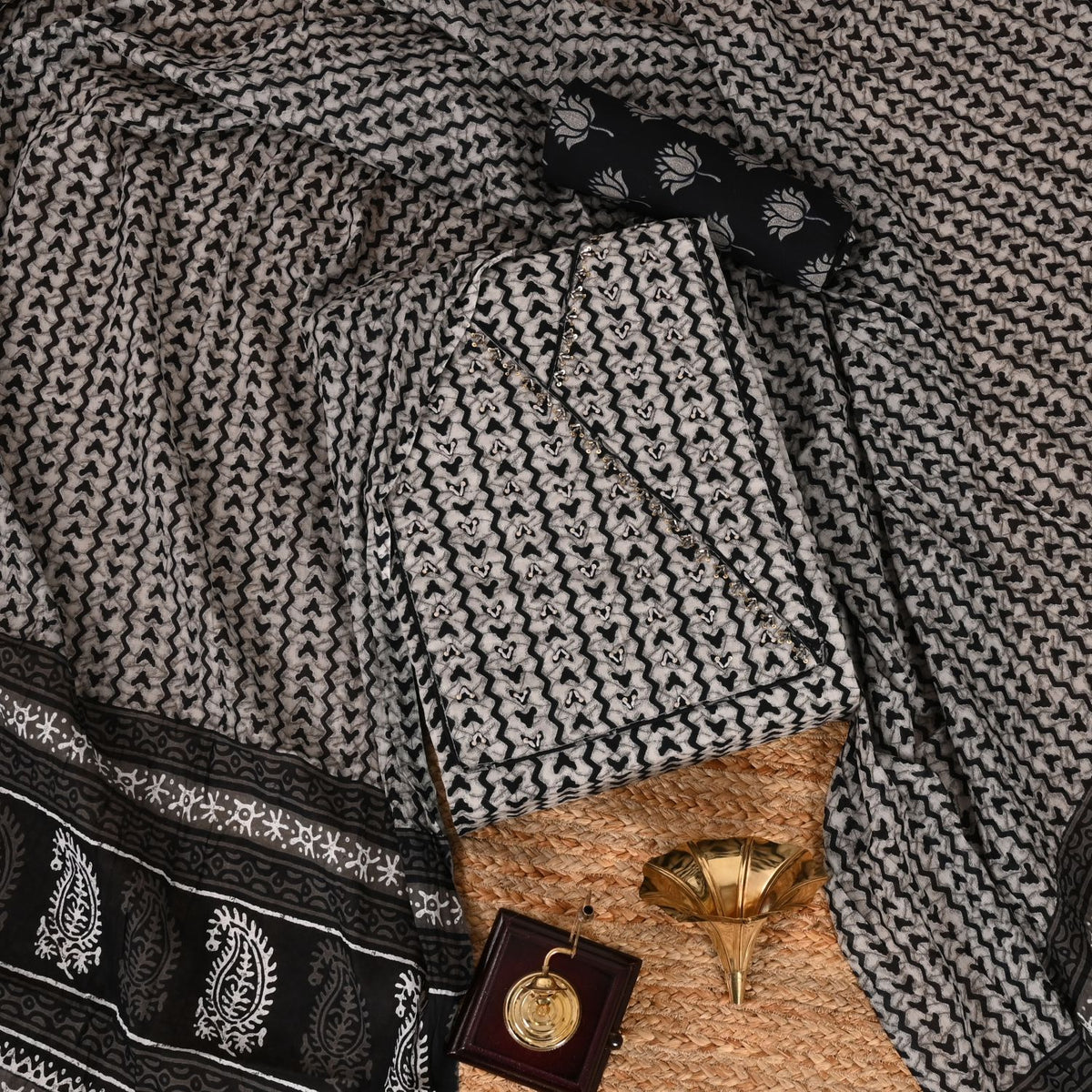 Animal Black-Grey Cotton Unstitched Salwar Suit