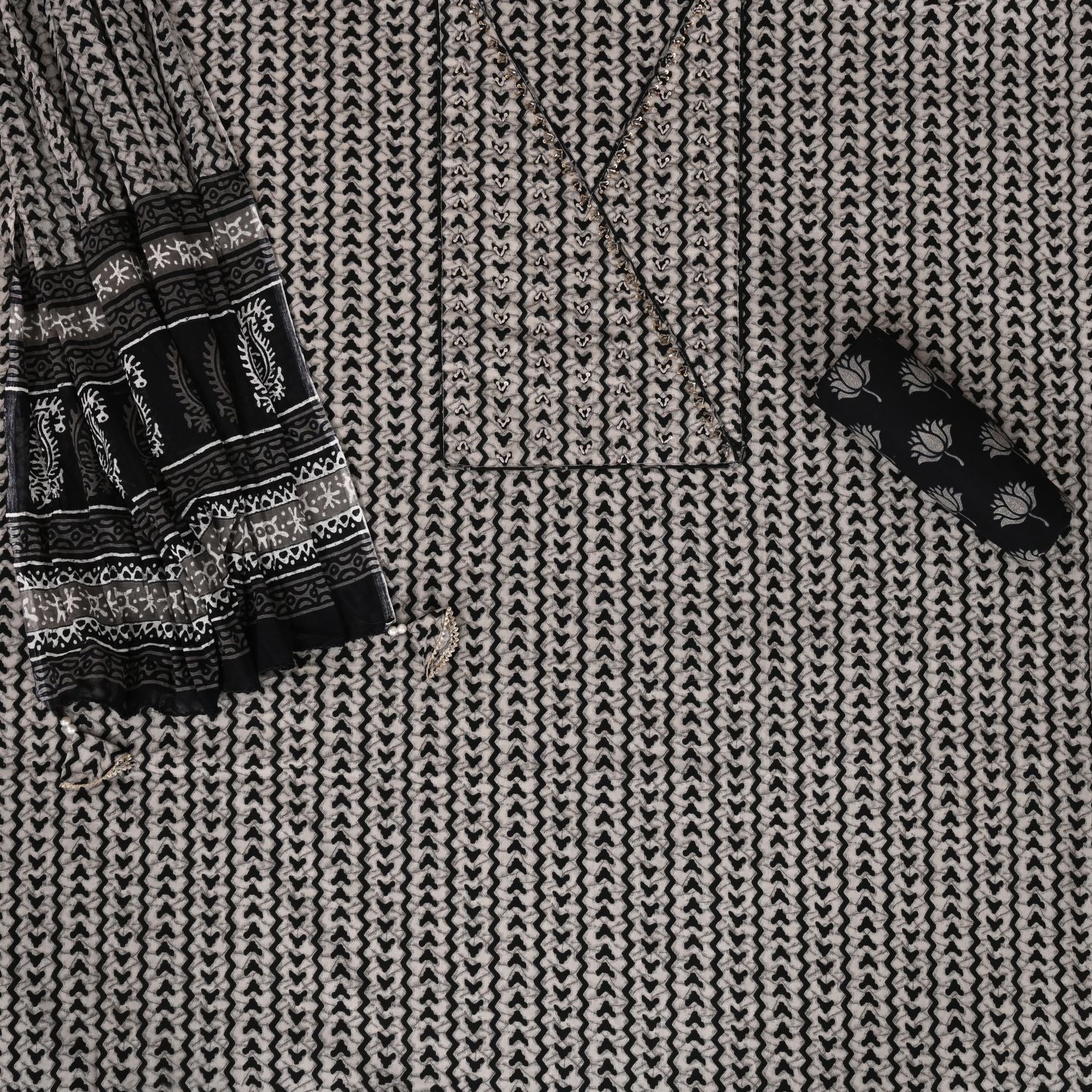Animal Black-Grey Cotton Unstitched Salwar Suit