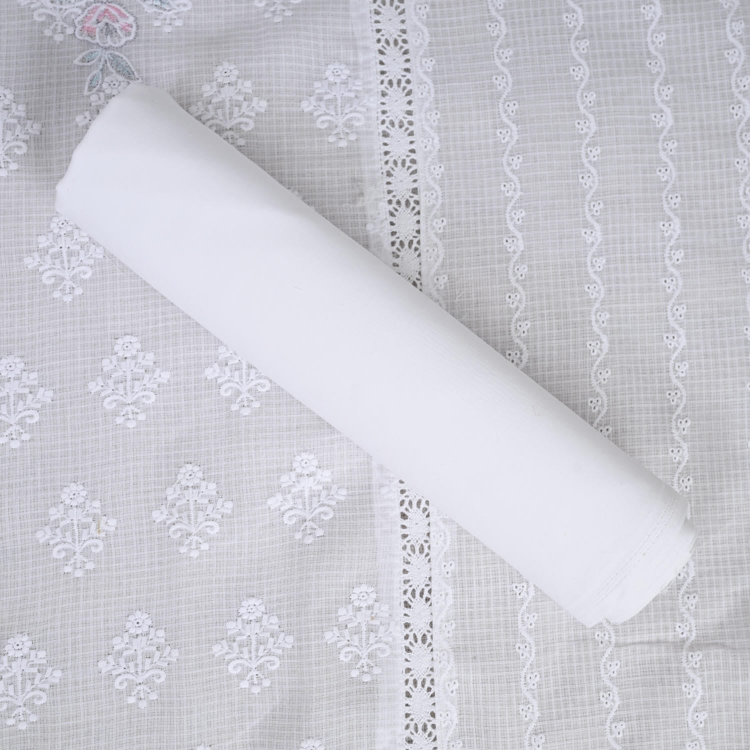 Procelain White Kota Doriya Suit Set