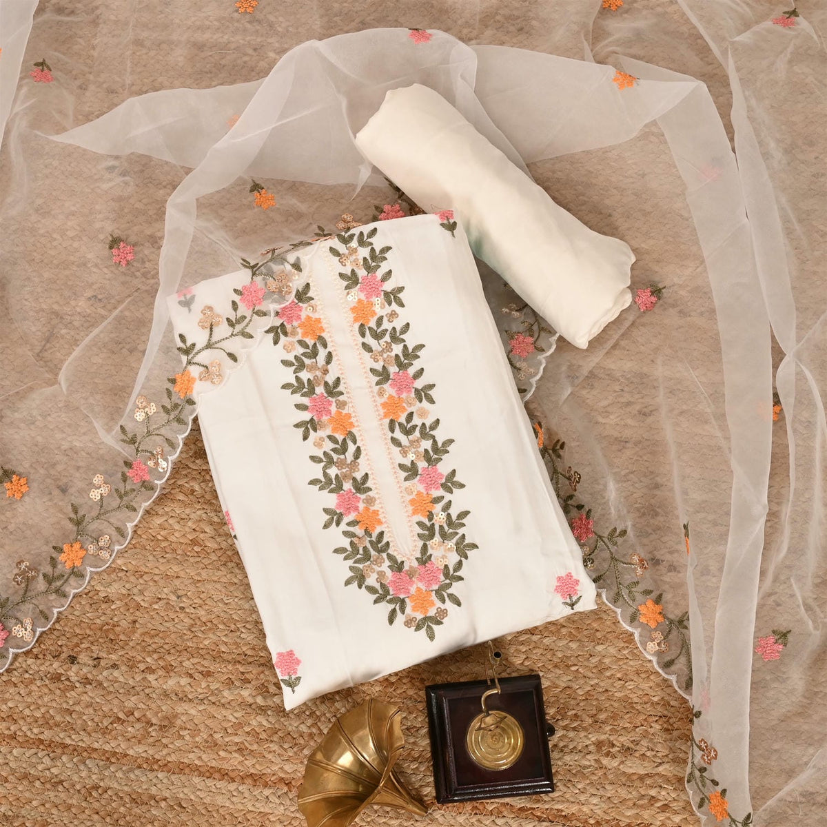 Sable White Muslin Unstitched Salwar Suit