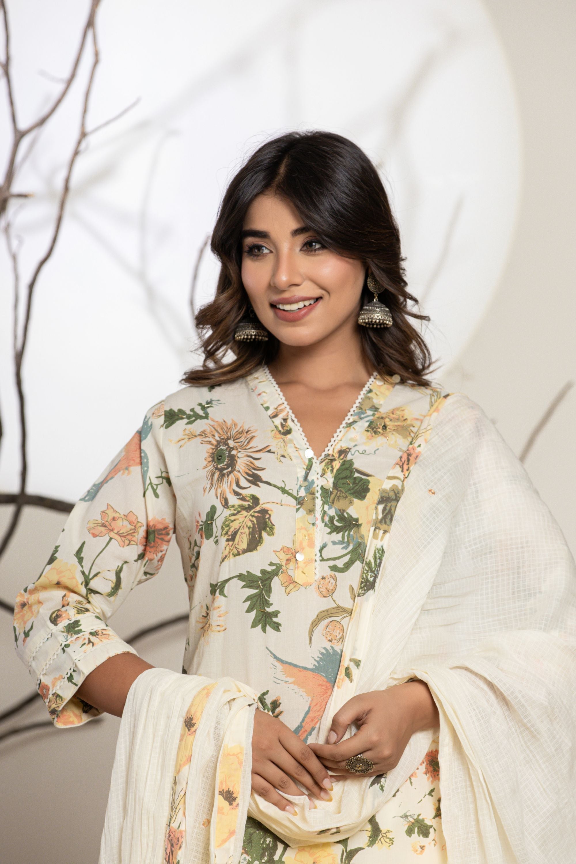 Vanilla Cream Y Neck Cotton Suit Set