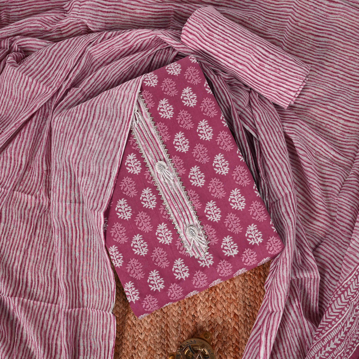 Onion Pink Unstitched Cotton Unstitched Salwar Suit